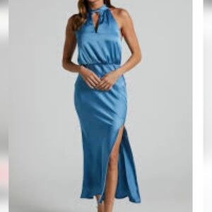 NWT Showpo Shadia Halter High Neck Cut Out Satin Midi Dress Size 6
